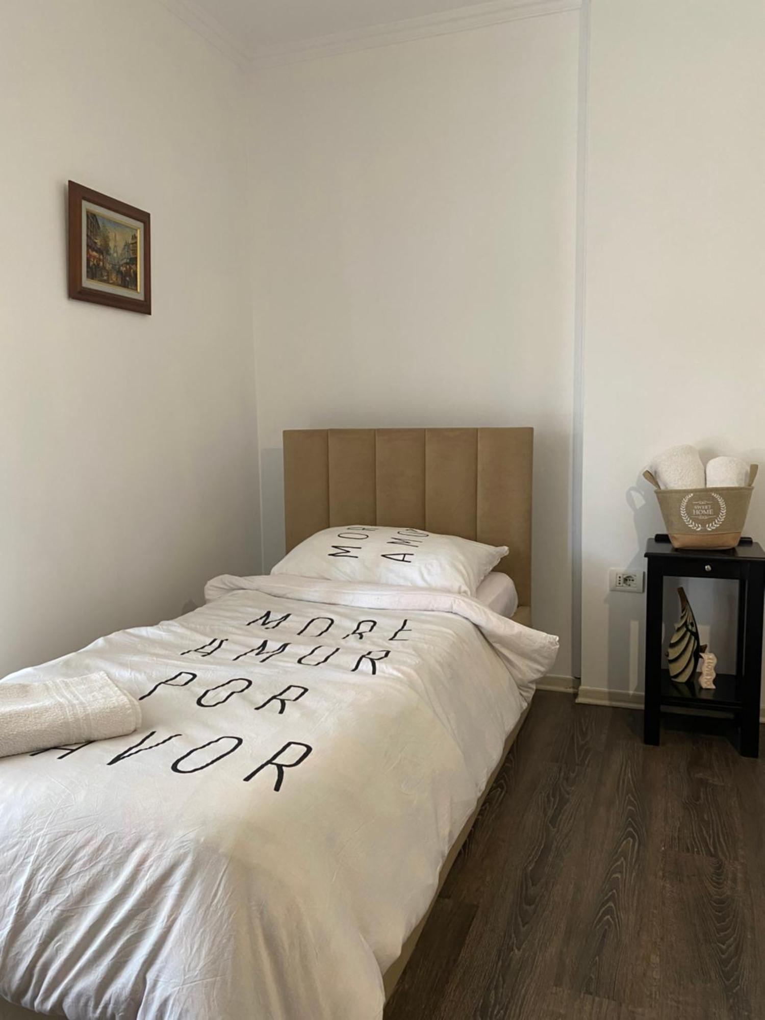 Main Apartment Tirana Kültér fotó