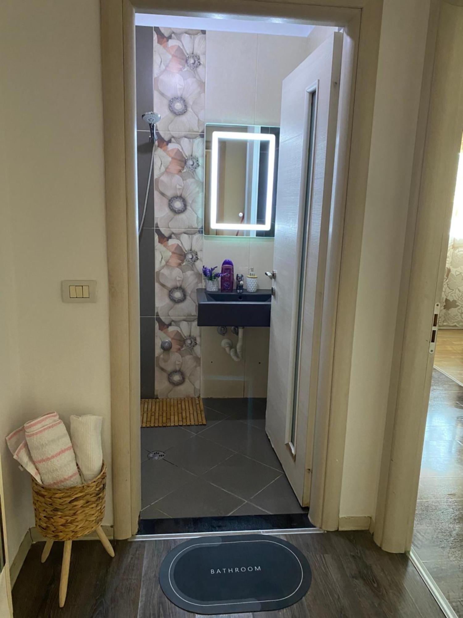 Main Apartment Tirana Kültér fotó
